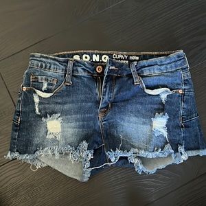 Curvy Cut off jean shorts